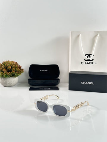 1023_white gold