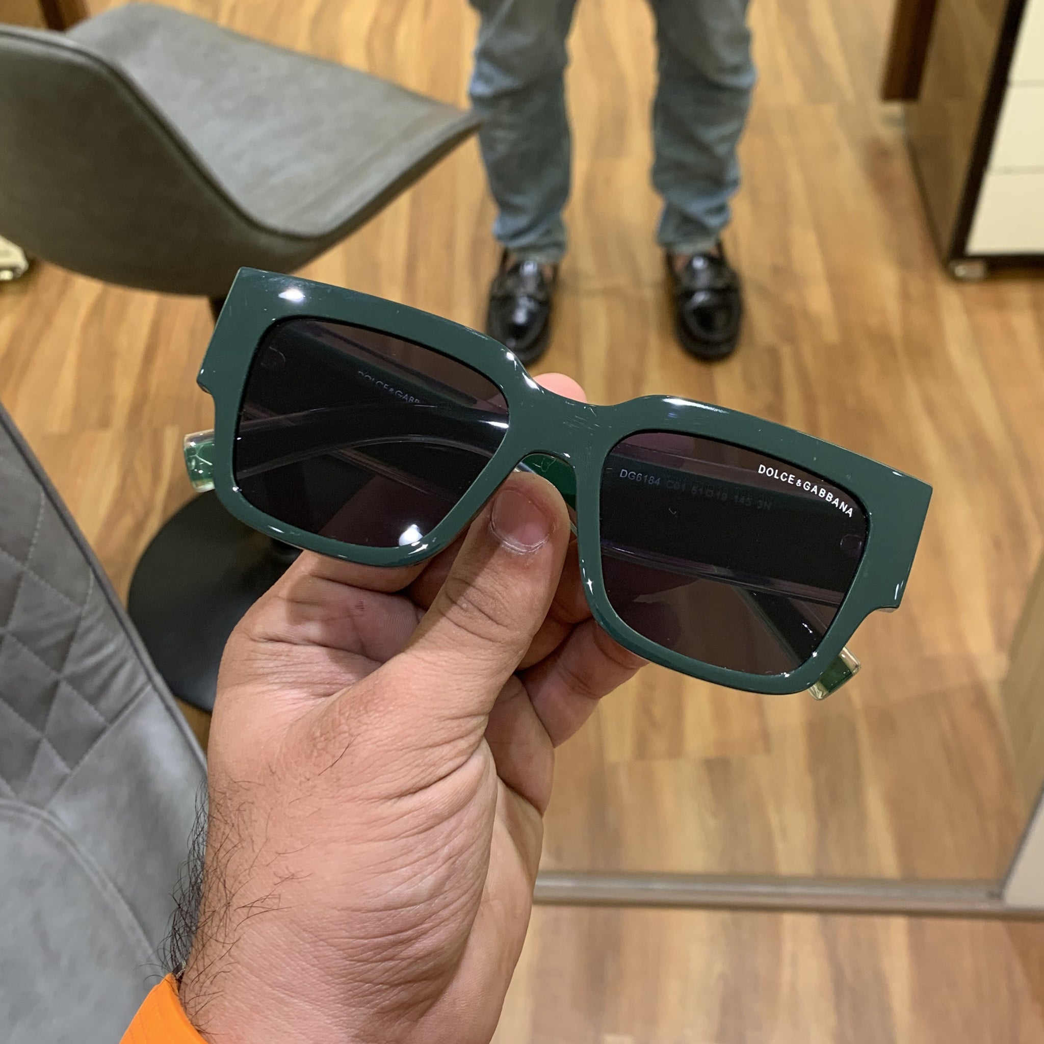 6184_green