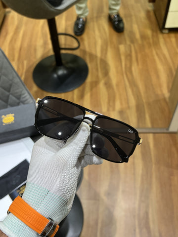 21104 gold black
