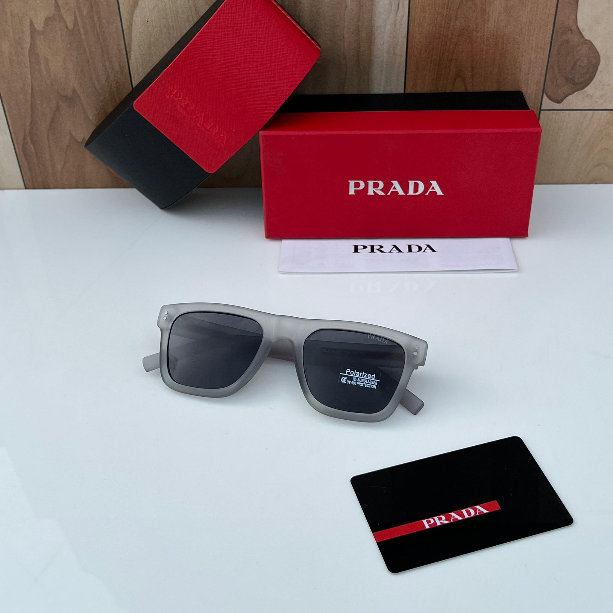 Prada_3835